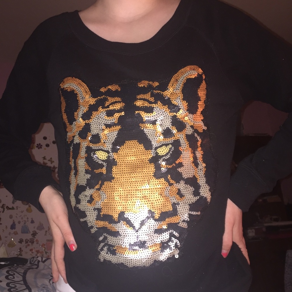 Sequin Tiger Long Sleeve Sweater Top